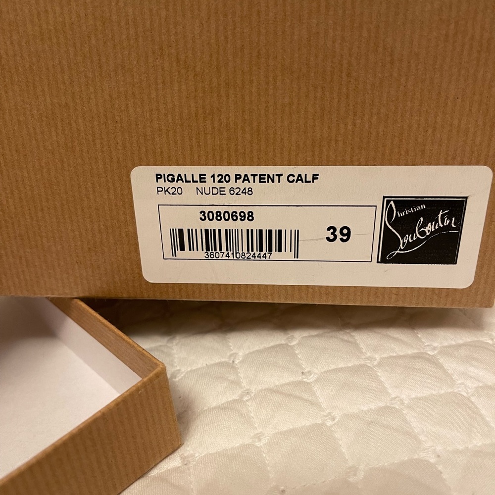 COPY - Christian Louboutin Pumps size 39 NUDE. Brand New - Picture 4 of 4